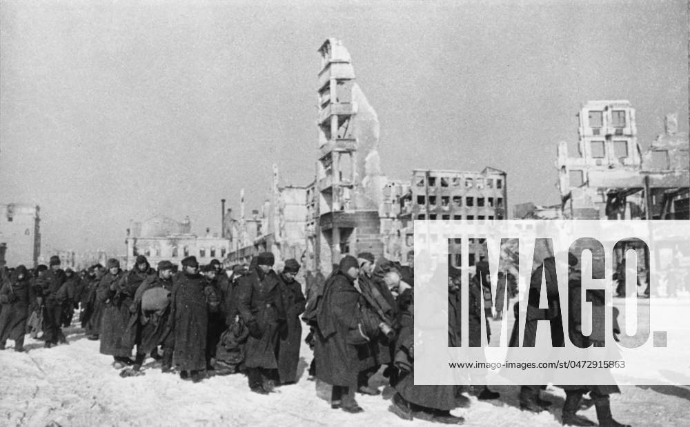 Great Patriotic War 5548630 12.02.1943 The 1941-1945 Great Patriotic War. The Battle of Stalingrad (July 1943 - February 1943). German POWs walk down the destroyed streets of Stalingrad. Ryumkin Sputnik Volgograd Russia