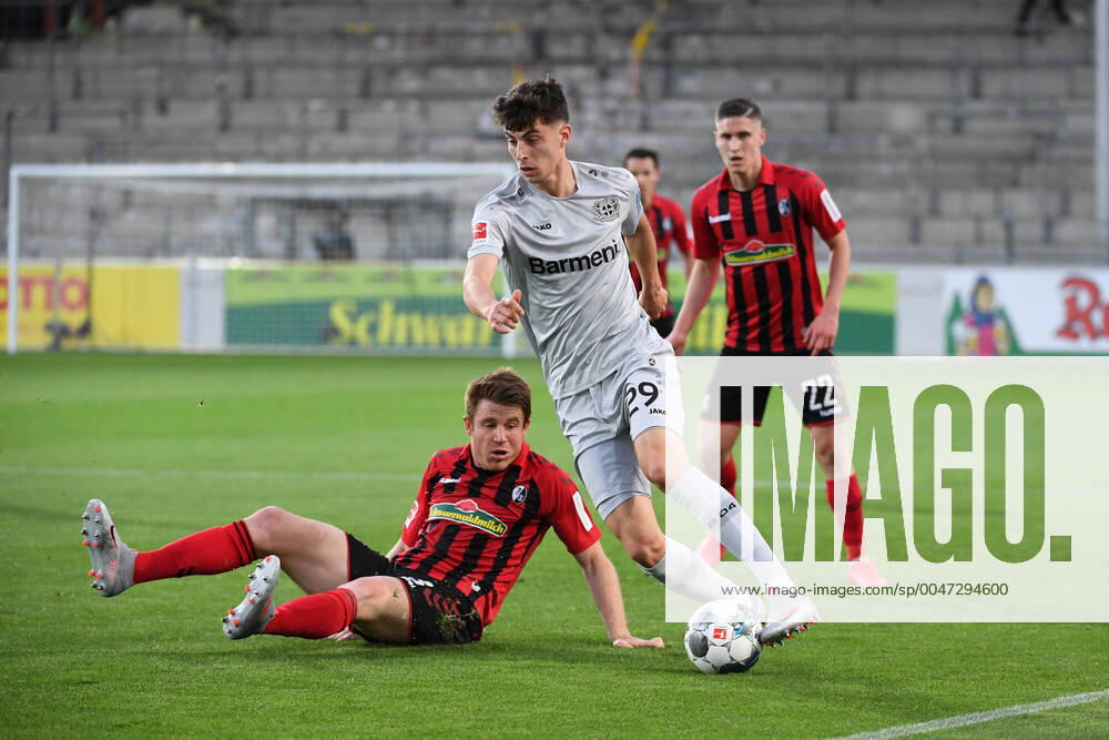 SC Freiburg Bayer 04 Leverkusen, 29 05 2020 Dominique Heintz SC Freiburg, l against Kai Havertz Leverkusen, r Sport Football 1 Bundesliga Season 19 20 29 Matchday SC Freiburg Bayer 04 Leverkusen, 29 05 2020 Photo Markus Gilliar GES POOL via David Inderlied Kirchner Media Only for journalistic purposes Only for editorial use According to the regulations of the DFL Deutsche Fußball Liga it is prohibited to use or have used photographs taken in the stadium and or of the match in the form of sequence images and or video-like photo sequences DFL regulations prohibit any use of photographs as image sequences and or quasi video National and international news agencies out Freiburg BW Germany Poolfoto Kirchner-Media David Inderlied Markus Gilliar GES POOL ,