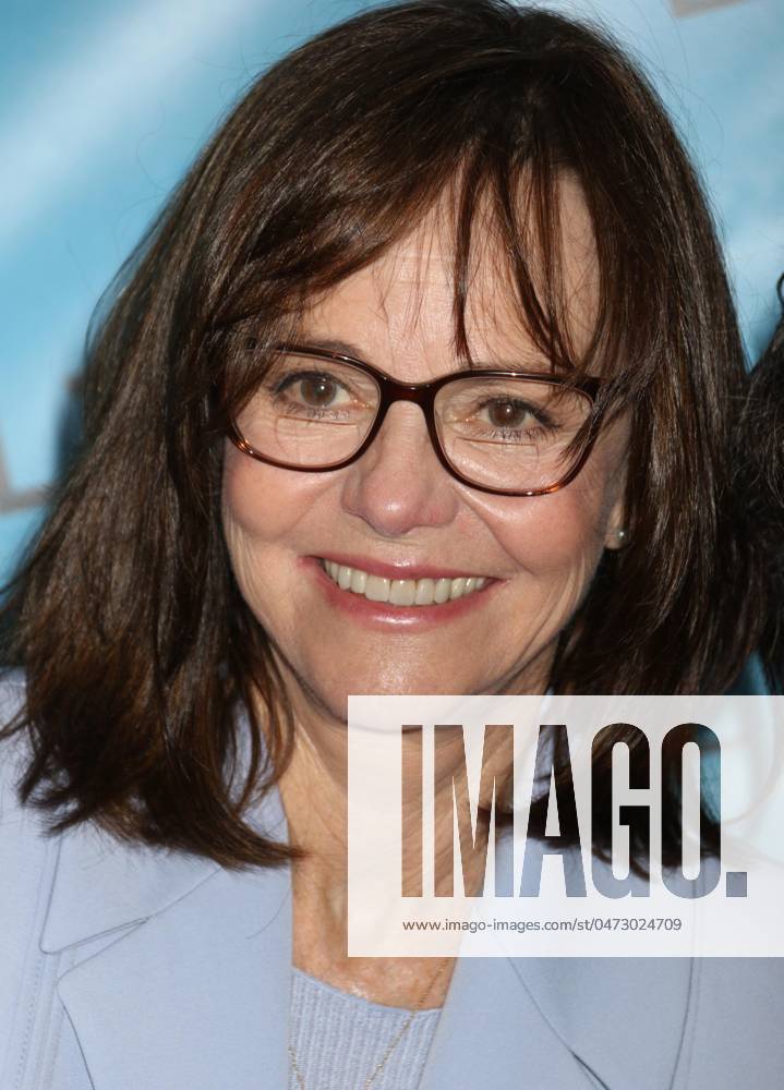Sally Field 2018 Sally Field Book Expo at the Javitz Center.Photo By John BarrettPHOTOlink. NEW YORK CITY USA