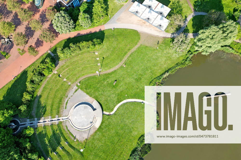 News Economy Travel, Ettlingen, emwirt v l The Horbachpark in Ettlingen with lake The Horbachpark was completed for the 1988 State Garden Show and offers many possibilities There is a playground, sunbathing lawns and a lake Ettlingen