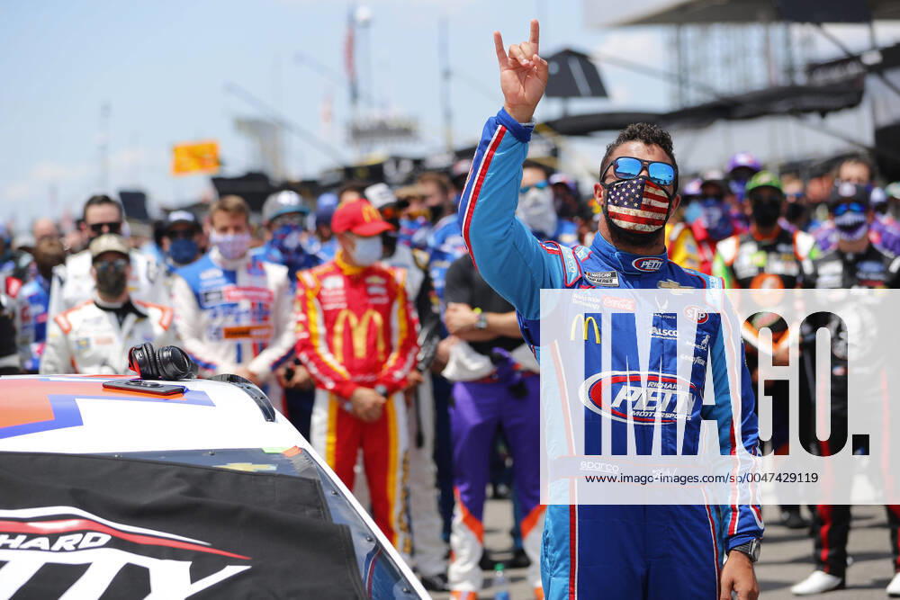 Darrell Wallace, Jr (43) gets ready for the GEICO 500 at Talladega Superspeedway in Lincoln, Alabama. Lincoln USA - ZUMAa161 20200622_zaa_a161_028