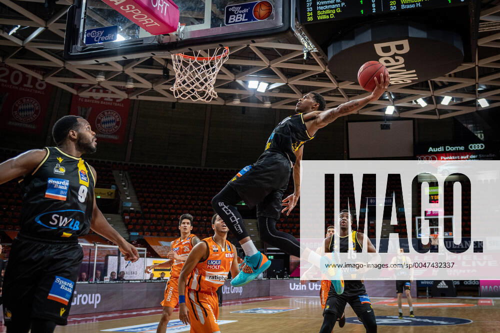 Basketball easyCredit BBL Final Tournament Basketball München 23 06 2020 Season 2019 2020 easyCredit BBL Final Tournament 2020 Semi-Final Game 2 ratiopharm Ulm MHP Riesen Ludwigsburg Thomas Wimbush Ludwigsburg, No 20 Tyler Jordan Harvey Ulm, No 01 Ariel Hukporti Ludwigsburg, No 15 Marcos Knight Ludwigsburg, No 09 Marco München Audi Dome Deutschland