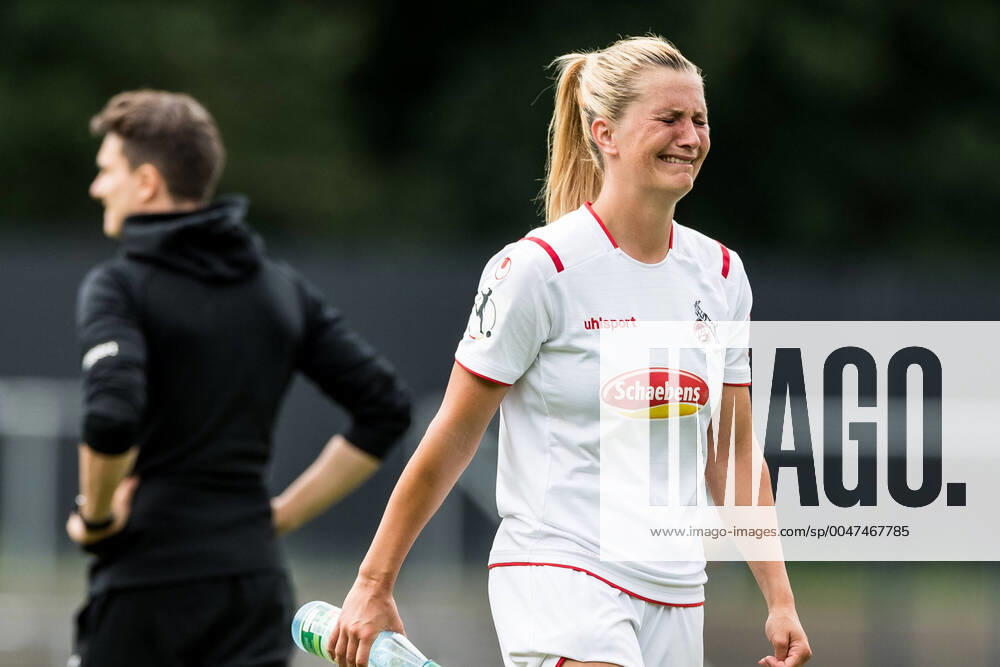 FLYERALARM Women Soccer Bundesliga 1 FC Cologne SC Sand 28 06 2020 Despite the victory against SC Sand the relegation can not be prevented Grief at 1 FC Cologne Rachel Rinast 31, 1 FC Cologne FLYERALARM Women Soccer Bundesliga, 1 FC Cologne SC Sand, Cologne, Franz Kremer Stadion DFL REGULATIONS PROHIBIT ANY USE OF PHOTOGRAPHS AS IMAGE SEQUENCES AND OR QUASI VIDEO