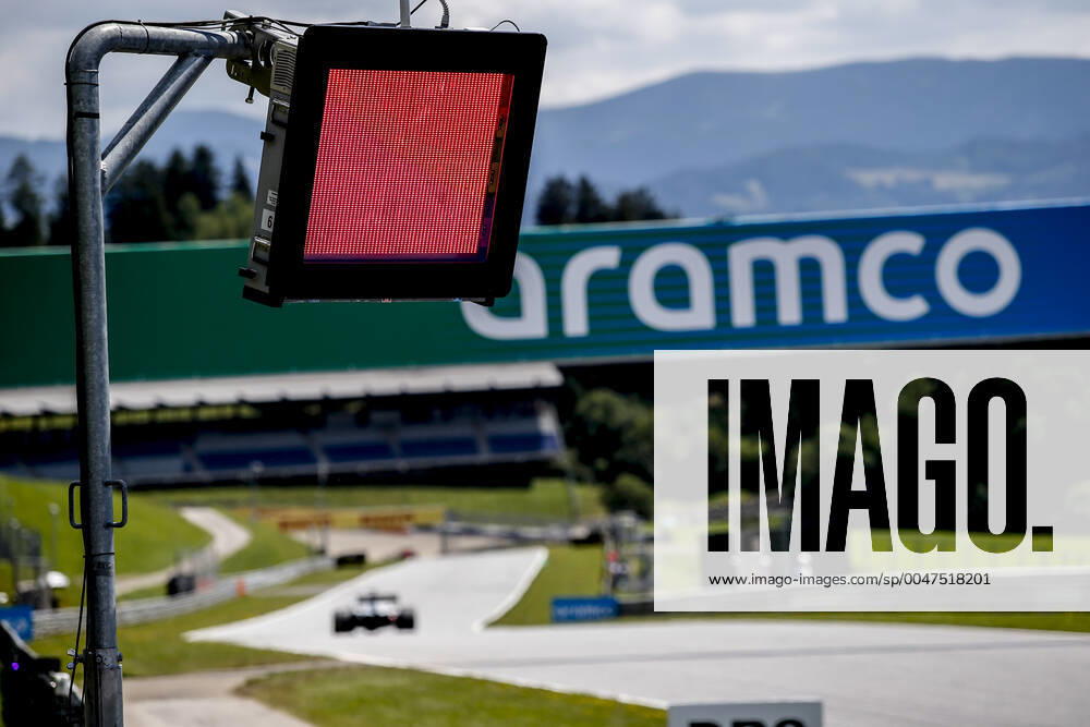 Motorsports: FIA Formula One World Championship, WM, Weltmeisterschaft 2020, Grand Prix of Austria, Red signal, red light Spielberg Austria