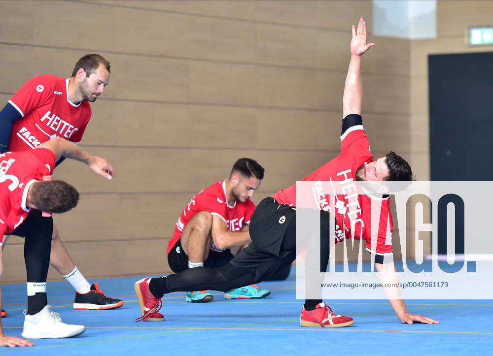 Handball Season 2020 2021 Training start HC Erlangen HCE OGo Martin Ziemer 1, HC Erlangen HCE