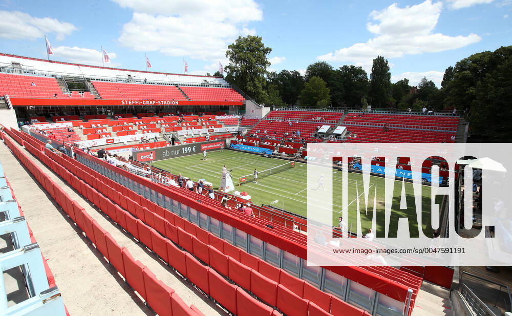 Roberto Bautista Agut ESP vs Jan Lennard Struff GER Overview Centre Court Steffi Graf Stadion Tennis bet1Aces Men Season 2019 2020 13 07 2020