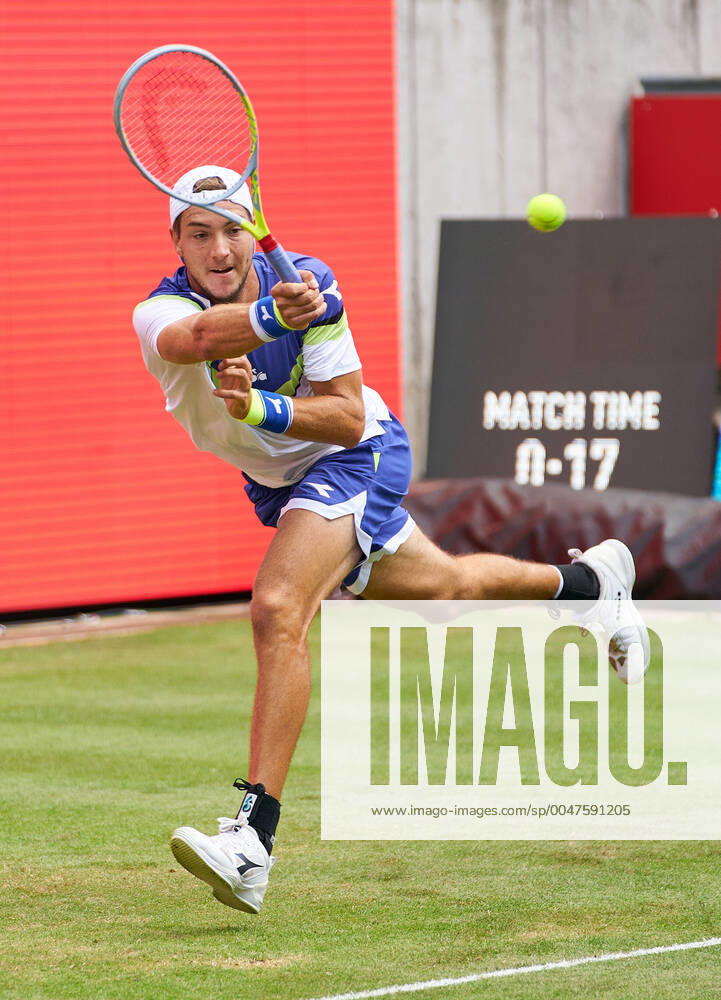 Jan-Lennard STRUFF (GER) in action, he lost his match against Roberto BAUTISTA AGUT (ESP) at the Tennis bett1 ACES Tennis Tournament on grass in Berlin