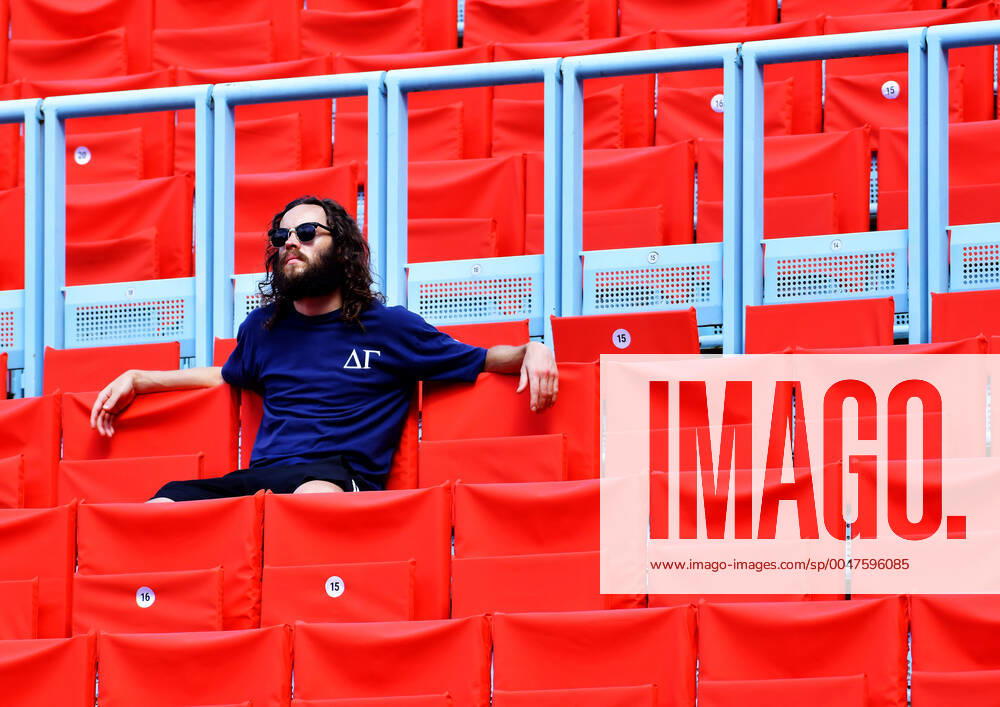 Sport Tennis, bett1Aces 2020 in Berlin, v l The chairs got a new look for the tournament but few spectators Berlin
