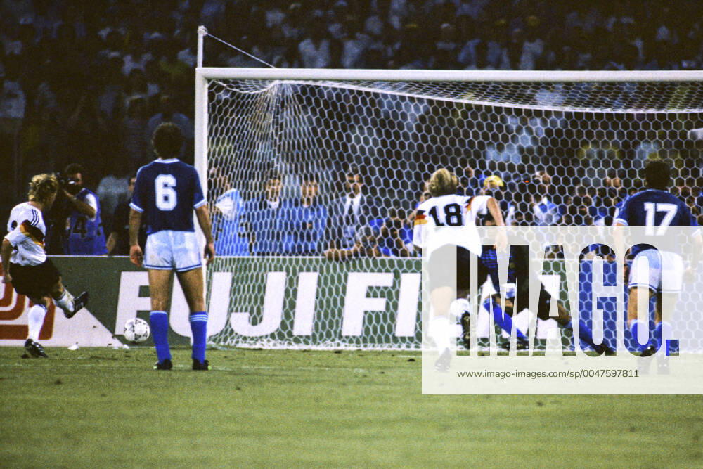 BREHME Andreas Team Germany convert the 11m for Germany against goalie Sergio Goycochea Team Germany World Champion FIFA World Cup 1990 in Italy Final Germany Argentina 1 0 on 08 07 1990 in Rome