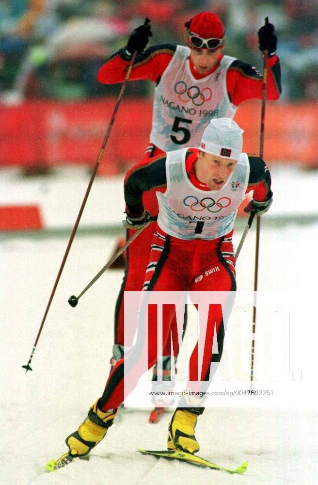 OLYMPIC LEGENDS: Thomas Alsgaard 980214 Winter Olympics 1998, Cross Country Skiing: Gold medalist Thomas Alsgaard of Norway follows silver medalist Bjorn Daehlie of Norway during 15 km freestyle pursuit at The Winter Olympic Games, Olympische Spiele, Olympia, OS on February 14, 1998 in Nagano, Japan. BILDBYRAN