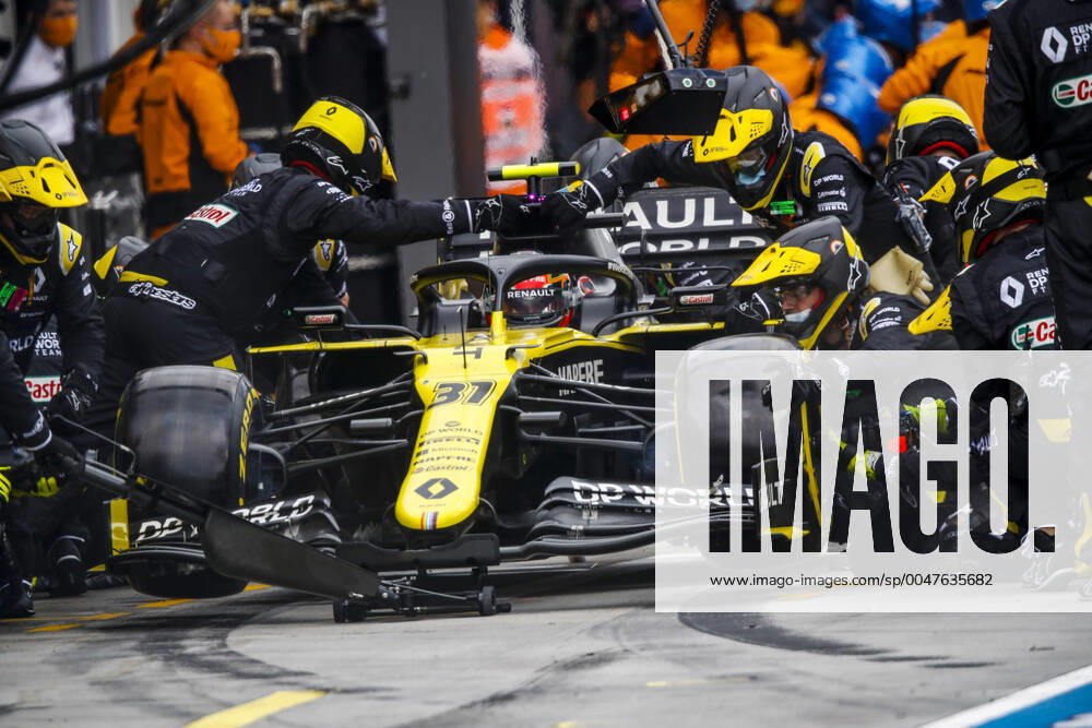 Motorsports: FIA Formula One World Championship, WM, Weltmeisterschaft 2020, Grand Prix of Hungary, 31 Esteban Ocon (FRA, Renault DP World F1 Team), Budapest Hungary