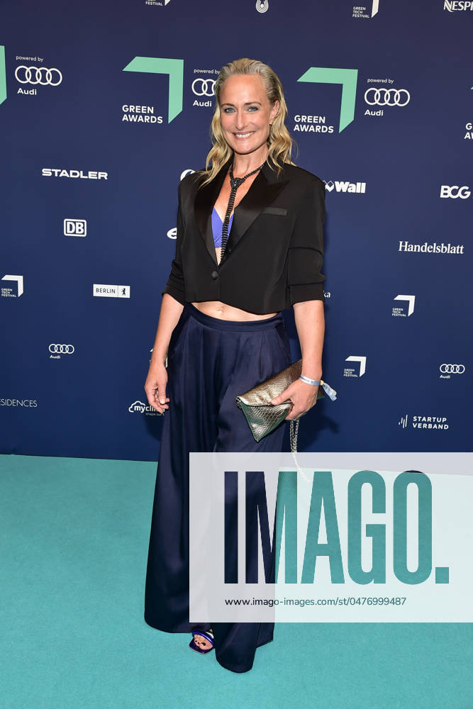17 GREEN AWARDS in Berlin Eva Mona Rodekirchen Arrival, green carpet 17 GREEN AWARDS at theMESSEHALLEN in Berlin 14 05 2024 Photopress Mueller