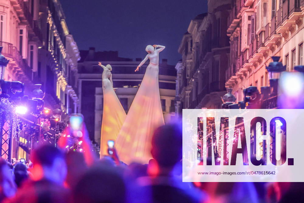 Bilder des Jahres 2024, Entertainment 05 Mai Entertainment Themen der Woche KW20 May 18, 2024: May 19, 2024 (Malaga) The festival, participatory, popular and free, culture and entertainment. Such is the White Night, the global initiative to which Malaga joined a decade and a half ago and which maintains in its spring agenda as one of its pillars. The event held tonight an edition marked by magic and illusion (the motto, chosen in a citizen vote, was precisely The magic that is in you) and, of course, the crowded streets from the late afternoon until 1.00 am. - ZUMAc161 20240518_zap_c161_002