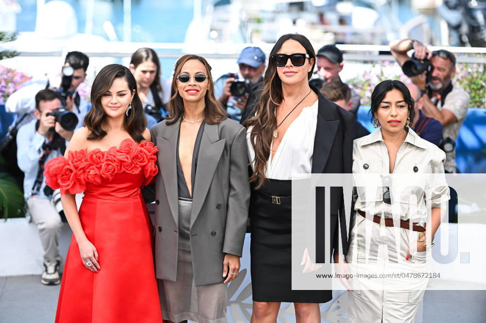 Bilder des Jahres 2024, Entertainment 05 Mai News - Emilia Perez Photocall - The 77th Annual Cannes Film Festival Selena Gomez, Zoe Saldana, Karla Sofia Gascon and Adriana Paz attend the Emilia Perez Photocall at the 77th annual Cannes Film Festival at Palais des Festivals on May 19, 2024 in Cannes, France. Cannes Palais des Festival France