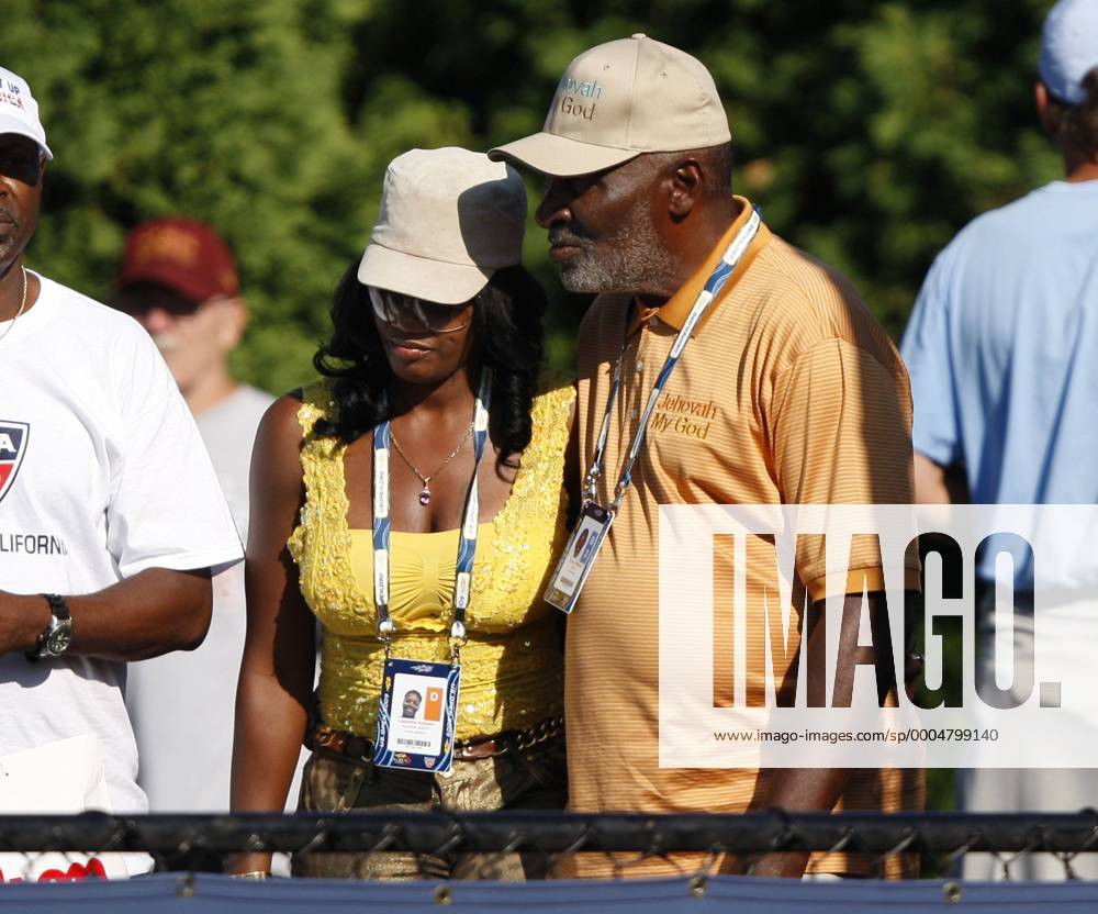 Richard Williams (re.) - Vater von Serena und Venus Williams (alle USA) mit Ehefrau Lakeisha Graham o0 privat, Familie