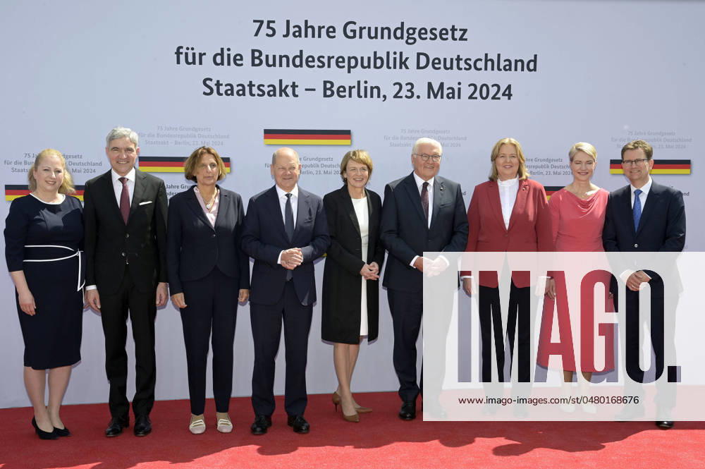 Juliane Harbarth, Stephan Harbarth, Britta Ernst, Olaf Scholz, Elke Büdenbender, Frank Walter Steinmeier, Bärbel Bas, Manuela Schwesig and Stefan Schwesig at the state ceremony to mark 75 years of the Basic Law at the forum between the Bundestag and the Chancellery Berlin, 23 05 2024 Foto:xF.xFuturexImagex staatsakt_4531