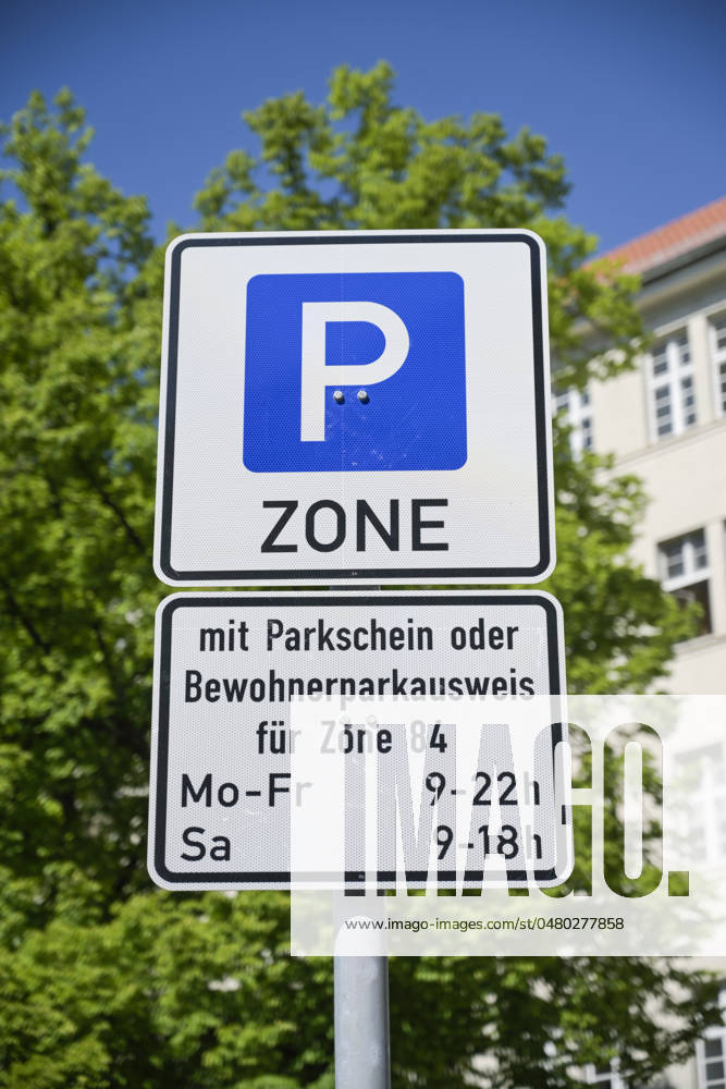 Residents parking zone sign, Berlin, Germany