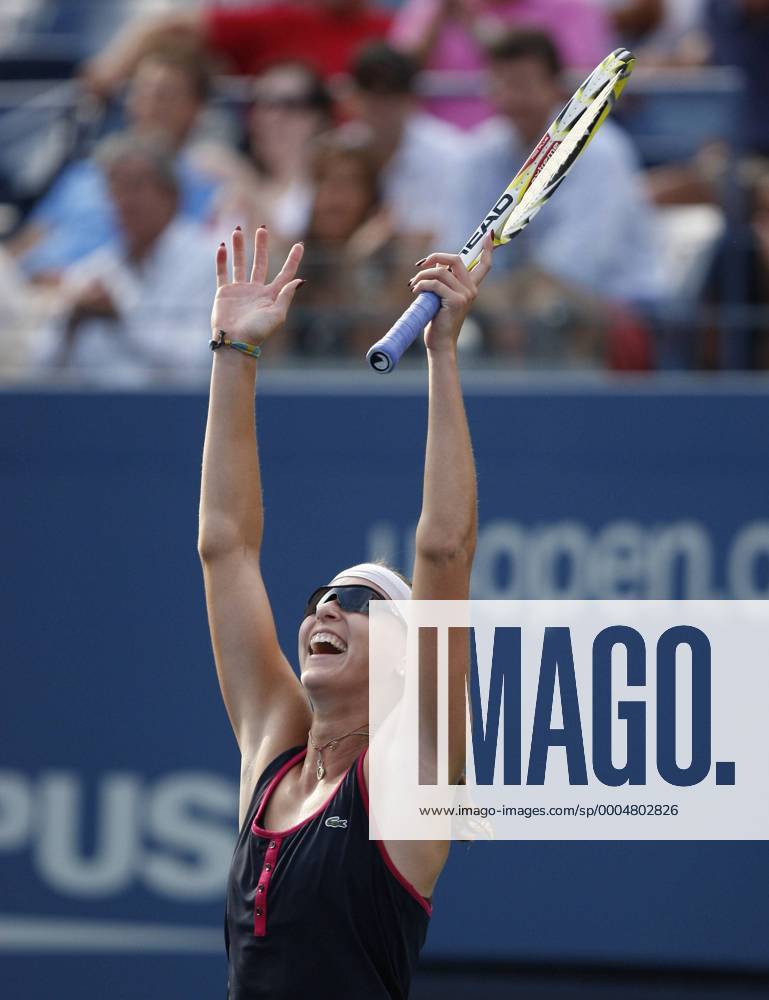 US Open 2009, New York, , Grand Slam Tournament, Yaroslava Shvedova (Kazachstan) streckt die Arme in die Luft und jubelt, o00 Flushing Meadow, NY, N.Y