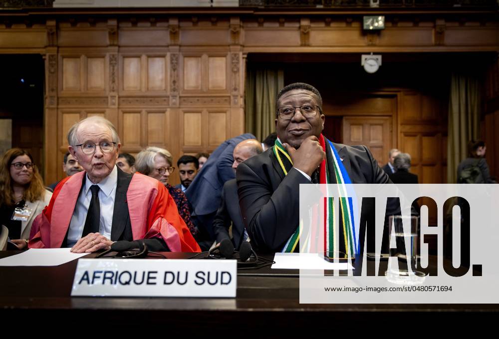 THE HAGUE - Ambassador Vusimuzi Madonsela (R) of South Africa during a ruling by the International Court of Justice (ICJ) on the situation in Rafah. South Africa has asked the UN court to take action because there is a threat of genocide in the Gaza Strip. ANP KOEN VAN WEEL netherlands out - belgium out