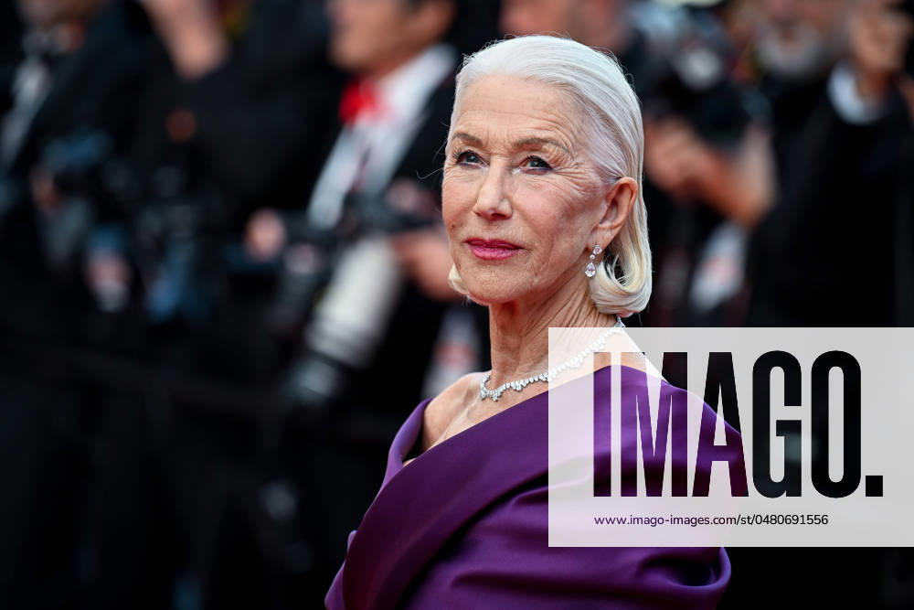 Bilder des Jahres 2024, Entertainment 05 Mai 77eme Festival International du Film de Cannes Montee des marches du film La plus precieuse des marchandises Festival de Cannes 2024 77e à dition montee La plus precieuse des marchandises Helen Mirren 305502 2024 05 24