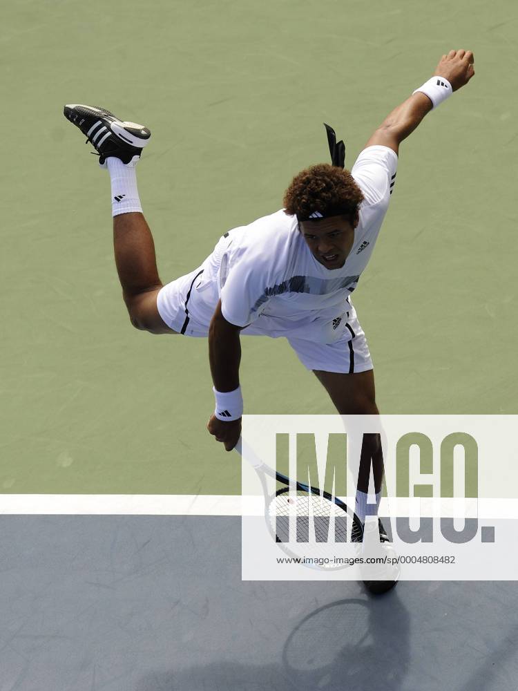 Jo Wilfried Tsonga (Frankreich) Tennis Herren US Open 2009, Grand Slam, ATP Tour Einzelbild Flushing Meadows New York NY N Y Dynamik,