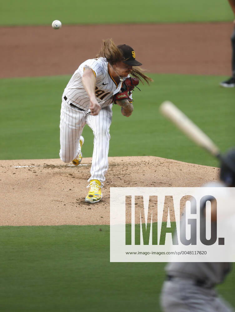 San Diego Padres pitcher Mike Clevinger throws against the Colorado Rockies on Tuesday, Sept. 8, 2020 in San Diego, CA. San Diego USA - ZUMAs44_ 20200908_zaf_s44_010