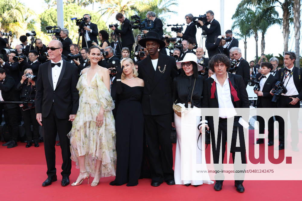 Cannes - Closing Ceremony Arrivals Members of the Camera d Or jury French deputy general manager HR and support TSF cinema Pascal Buron, Belgian director, screenwriter Zoe Wittock, French actress, director, producer and President of the Camera d Or jury Emmanuelle Beart, Congolese and Belgian director, songwriter, artistic director and President of the Camera d Or jury Baloji, French cinema section head ebra, treasurer sfcc Nathalie Chifflet and French director of photography Gilles Porte arrive for the Closing Ceremony of the 77th edition of the Cannes Film Festival in Cannes, southern France, on May 25, 2024. Photo by Shootpix ABACAPRESS.COM Cannes France