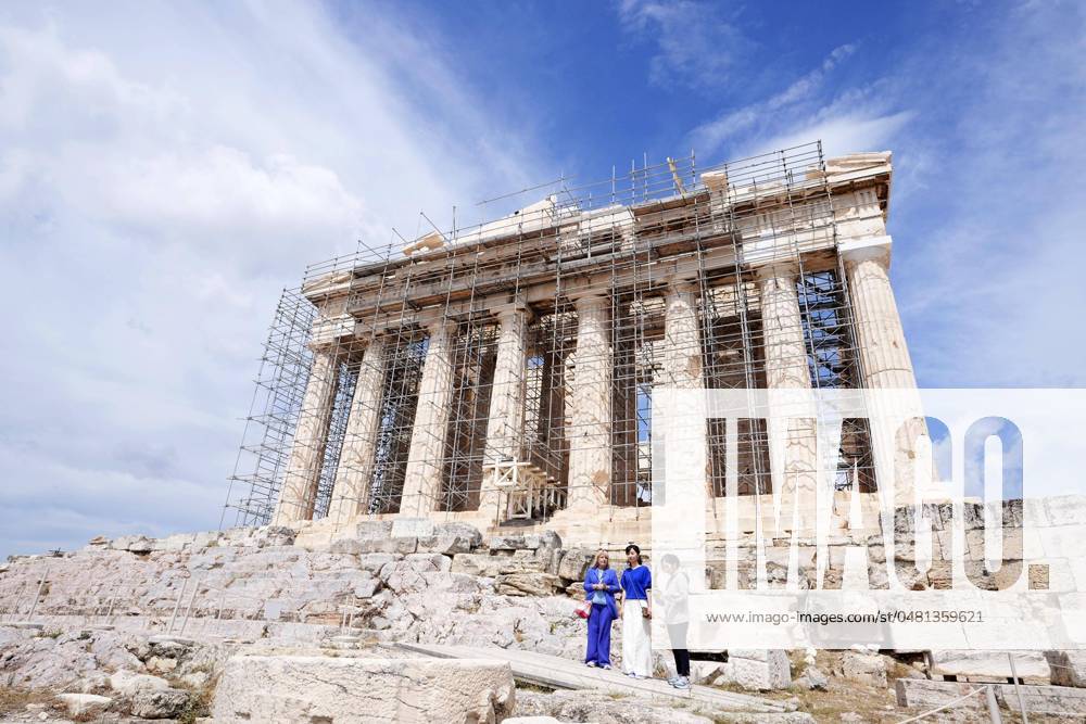 Japan Princess Kako in Greece Japanese Princess Kako (C) visits the Parthenon in Athens on May 26, 2024, during her official trip to Greece through June 1. A14AA0002918344P
