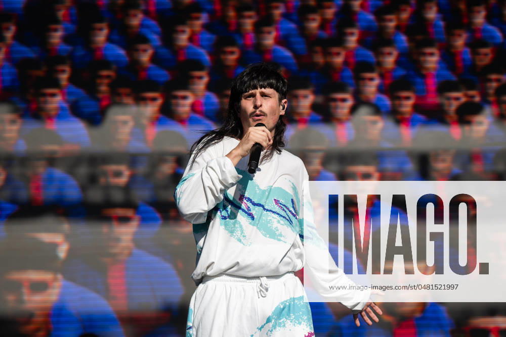 Oliver Tree performs live on stage during BottleRock at Napa Valley Expo on May 25, 2024 in Napa, California. Napa USA - ZUMAs181 20240525_zea_s181_179