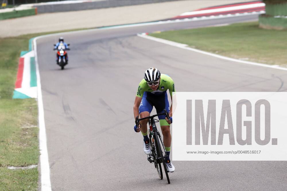 KW39 IMOLA, ITALIA - SEPTEMBER 27 : POGACAR Tadej (SLO) during the Men Elite Road Race at the UCI 2020 Road World Championships cycling race in Emilia Romagna Imola, Italia, 27 09 2020 CYCLISME : UCI Championnat du monde Imola 2020 - 27 09 2020 PHOTONEWS PANORAMIC
