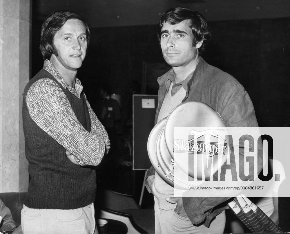 ROY EMERSON - Australia (L) - ZUMAk09 o0 Aufnahmedatum geschätzt o0 Herren o0 Tennis privat