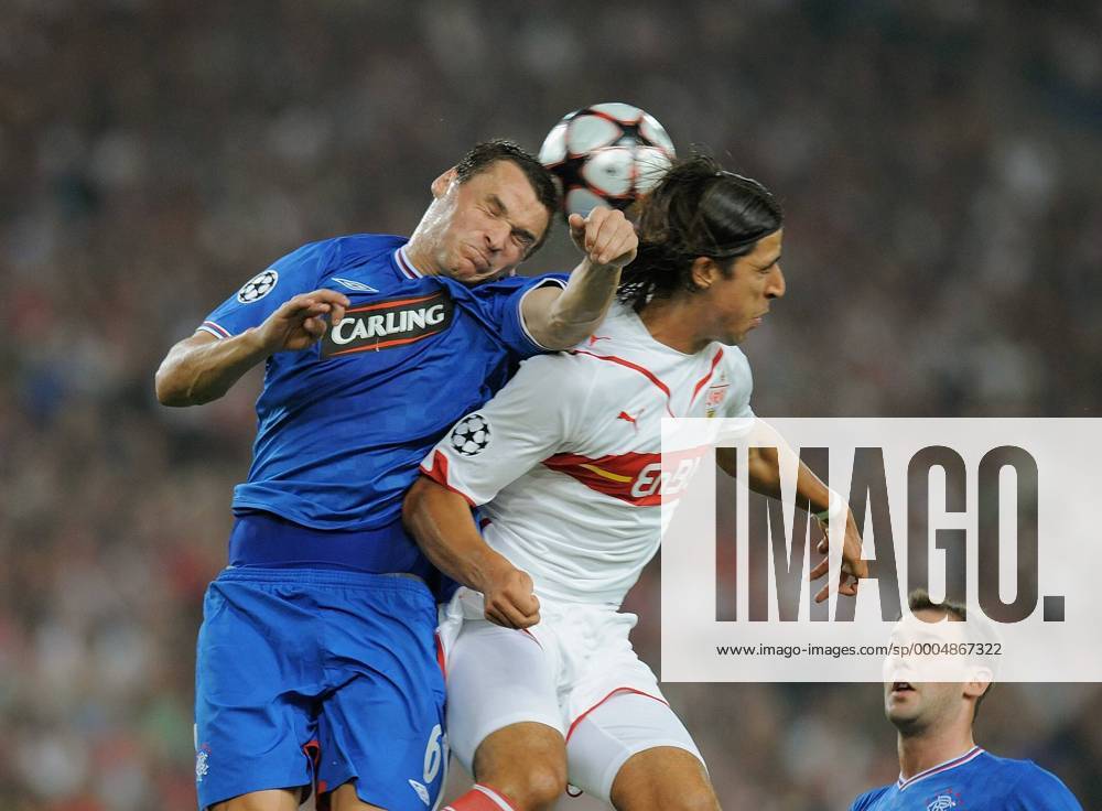 Sami Khedira (re, VfB Stuttgart) gegen Lee McCulloch (Glasgow Rangers) - o0 MacCulloch Mc Mac Culloch