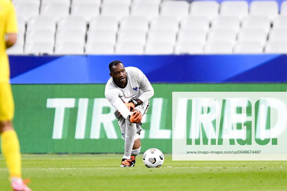 16 STEVE MANDANDA (FRA) FOOTBALL : France vs Ukraine - Match Amical - 07 10 2020 FEP Panoramic