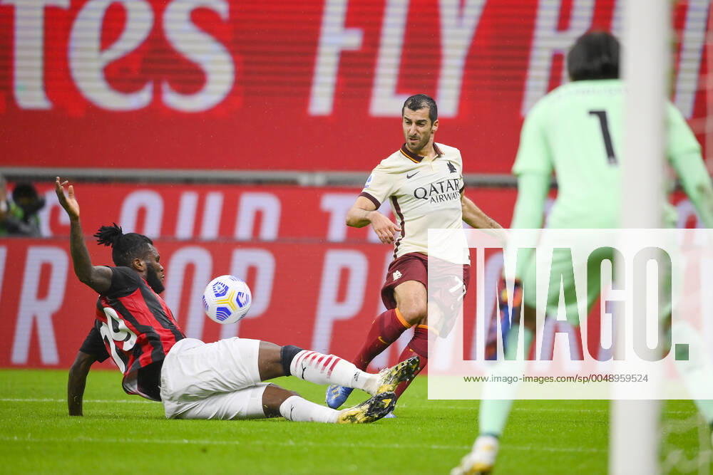 Photo Fabio Rossi AS Roma LaPresse 26 10 2020 Milan (Italy) Soccer Milan-Roma Italian Football Championship League Serie A Tim 2020 2021 - Stadio San Siro In the pic: Henrikh Mkhitaryan, Frank Kessie
