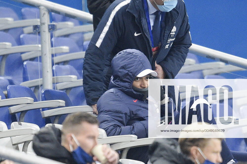 MBAPPE KYLIAN (France) en tribune FOOTBALL : France vs Finlande - Match Amical - stade de France - 11 11 2020 JBAutissier Panoramic