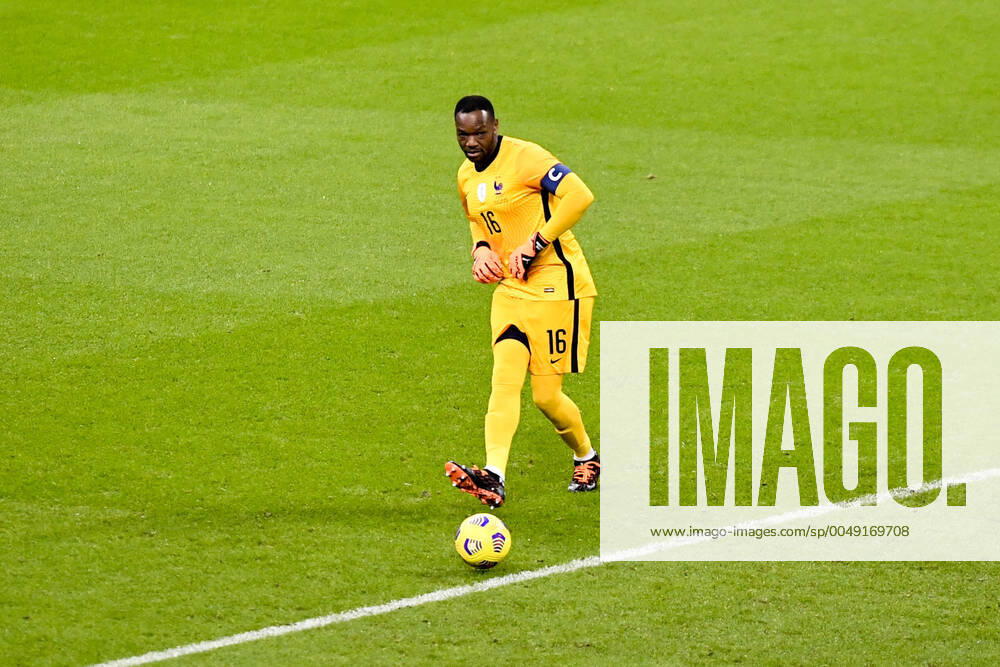 16 STEVE MANDANDA (FRA) FOOTBALL : France vs Finlande - Match Amical - 11 11 2020 FEP Panoramic