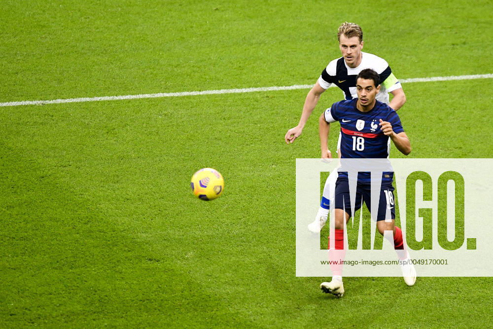 18 WISSAM BEN YEDDER (FRA) - 11 RASMUS SCHULLER (FIN) FOOTBALL : France vs Finlande - Match Amical - 11 11 2020 FEP Panoramic