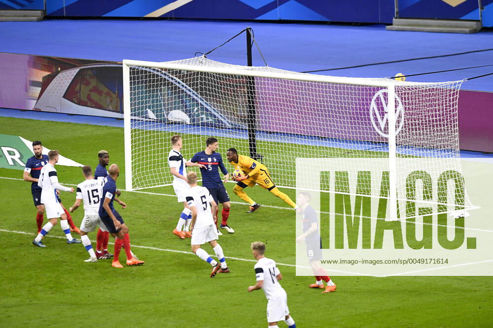 16 STEVE MANDANDA (FRA) FOOTBALL : France vs Finlande - Match Amical - 11 11 2020 FEP Panoramic