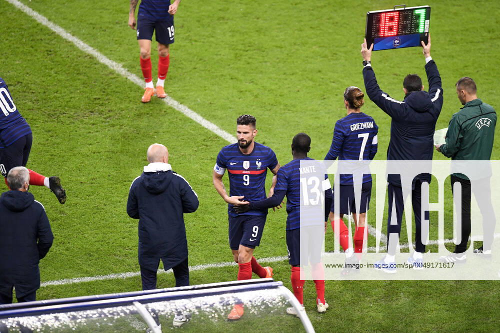 REMPLACEMENT - FAIR PLAY - 09 OLIVIER GIROUD (FRA) FOOTBALL : France vs Finlande - Match Amical - 11 11 2020 FEP Panoramic