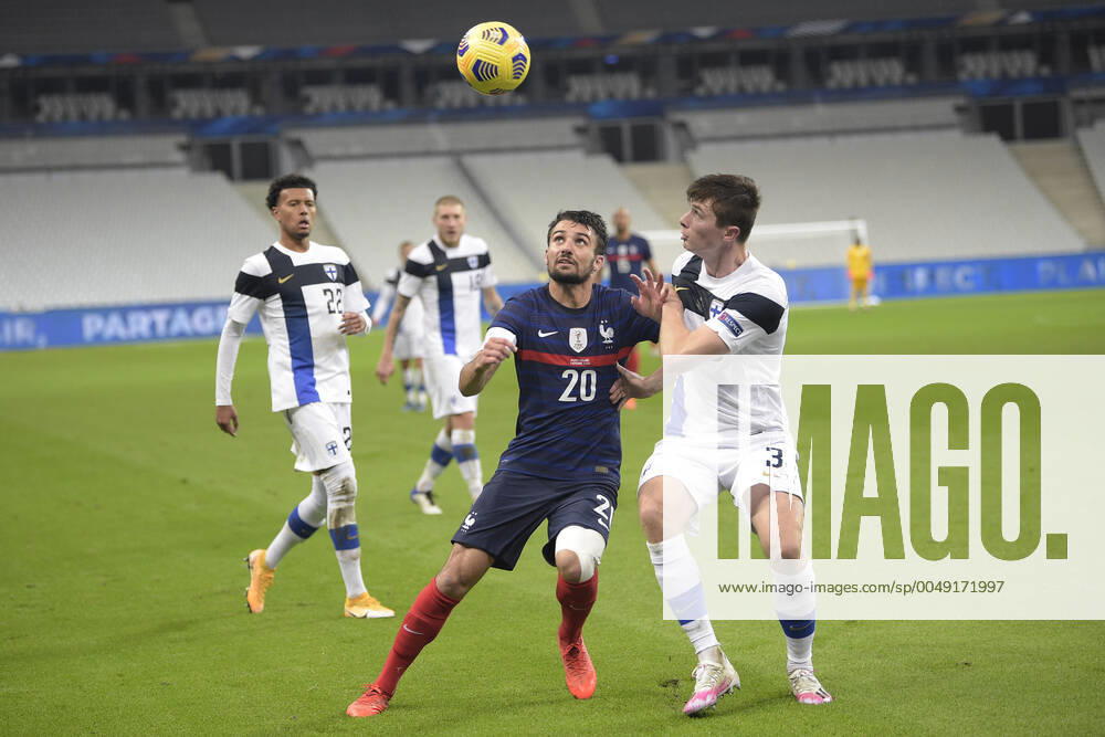 Leo Dubois (France) vs Daniel O Shaughnessy (Finlande) FOOTBALL : France vs Finlande - Match Amical - stade de France - 11 11 2020 JBAutissier Panoramic