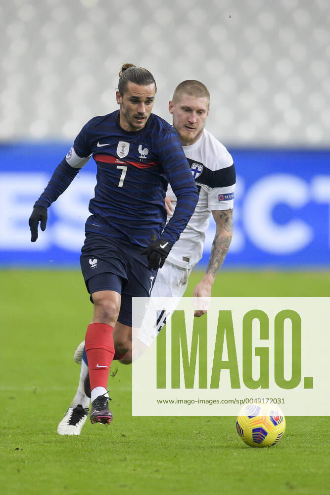 GRIEZMANN ANTOINE (France) vs JONI KAUKO (FINLANDE) FOOTBALL : France vs Finlande - Match Amical - stade de France - 11 11 2020 JBAutissier Panoramic