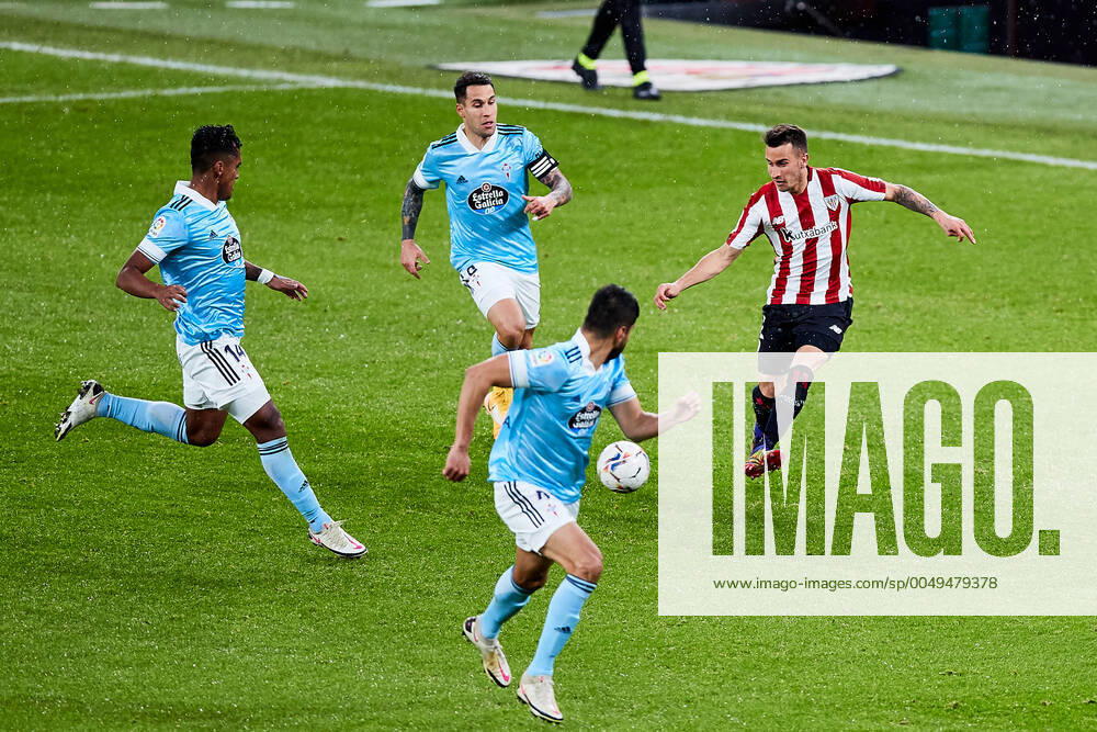 Alex Berenguer of Athletic Club during the Spanish league, La Liga Santander, football match played between Athletic Club and Real Club Celta de Vigo at San Mames stadium on December 04, 2020 in Bilbao, Spain. Bilbao SPAIN - ZUMAa181 20201204_zaa_a181_063
