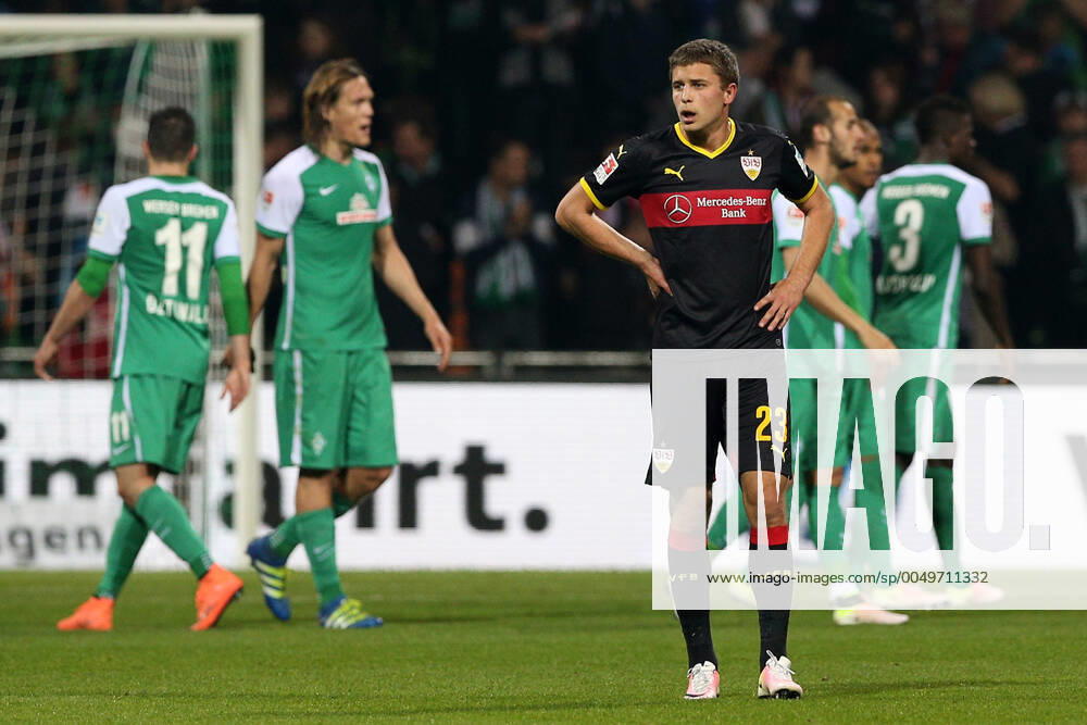 Bremen, Germany 02 May 2016 1 BL 15 16 SV Werder Bremen vs VfB Stuttgart Artem Kravets VfB Stuttgart, 23 is visibly dissatisfied after the match disappointed disappointed dejected frustrated, in the background Bremen final cheer final cheer emotion joy landscape, landscape format 1 BL 15 16 SV Werder Bremen vs VfB Stuttgart mkr