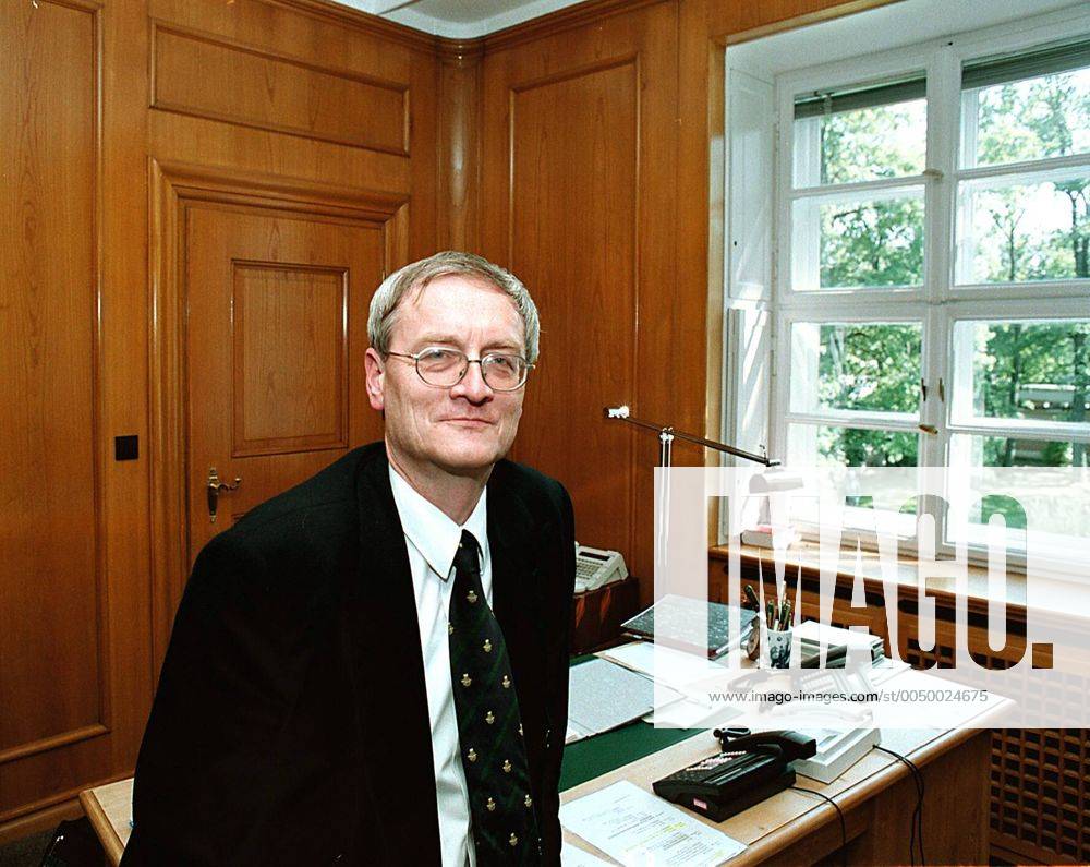 BND Präsident Dr. August Hanning