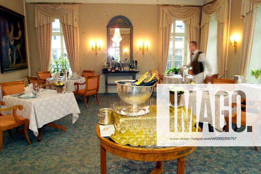 Speisesaal des Restaurants -Marcobrunn- im Schloss Reinhartshausen