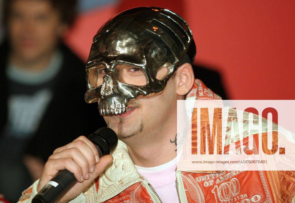Rapper Sido (GER) anlässlich des Pressetermins zum Bundesvision Song Contest 2005 in Oberhausen