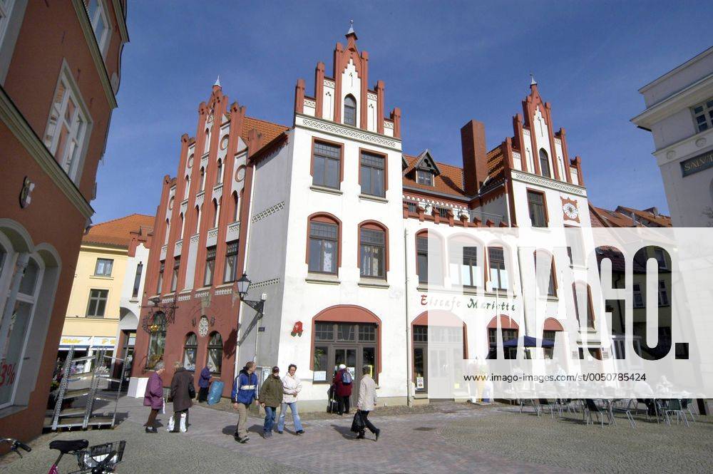 Eiscafe Marietta am Marktplatz in Wismar