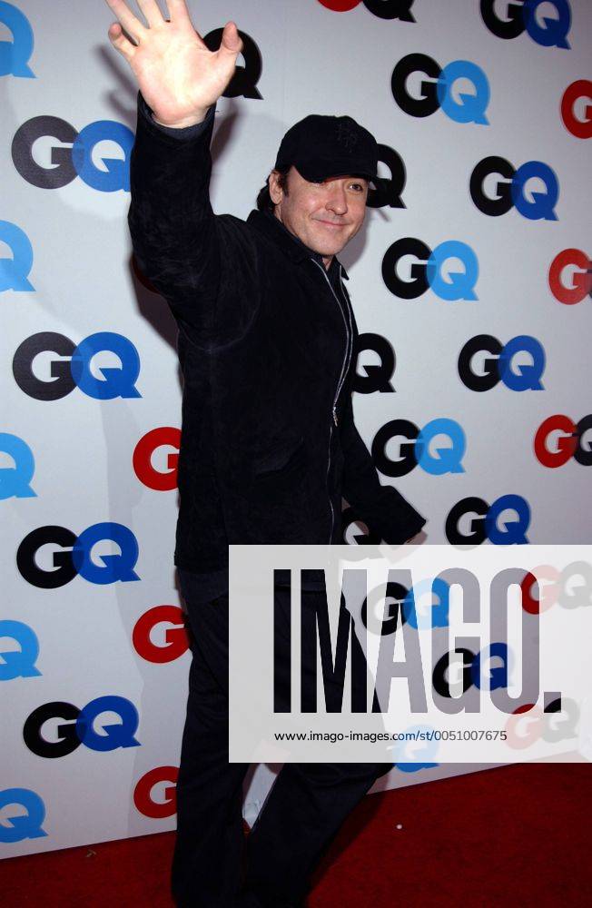 Schauspieler John Cusack (USA) anlässlich der Verleihung des GQ-Awards MEN OF THE YEAR 2005 in Beverly Hills