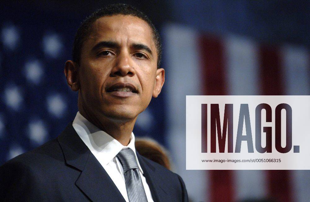 Barack Obama (USA Senator des Staates Illinois) vor der amerikanischen Nationalflagge anlässlich der Veranstaltung HONEST LEADERSHIP - OPEN GOVERNMENT seiner Partei in Washington D.C. wap20060118521