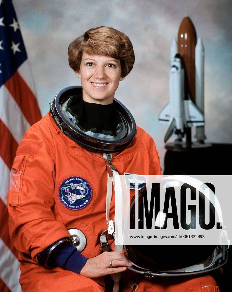 Kommandantin Eileen M. Collins (USA) im Johnson Space Center in Houston - (wax2005061970)
